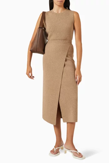 Sleeveless Sweater in Wool Blend