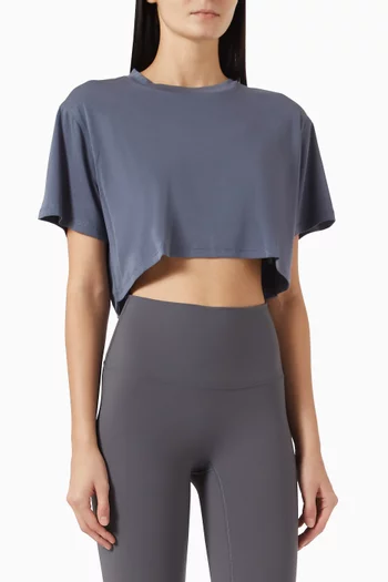 بلوزة كومو قصيرة