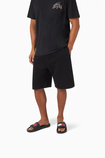 Essential Logo Pool Slides in Rubber-blend
