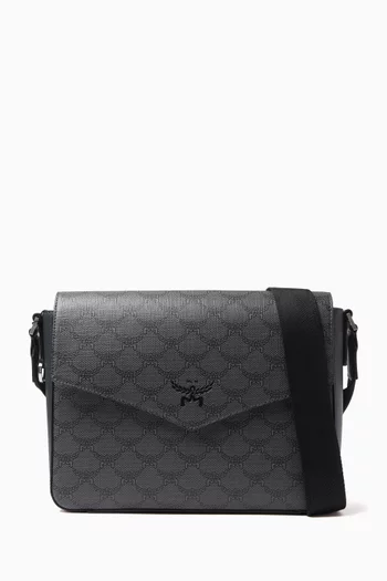 Mcm messenger bag replica on sale