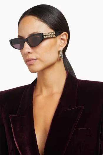 Cat-eye Sunglasses in Acetate