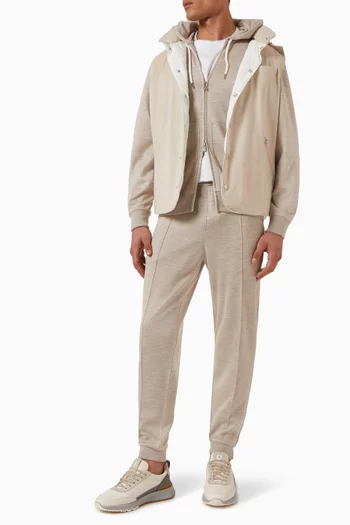 كنزة بغطاء رأس وسحّاب كشمير وحرير