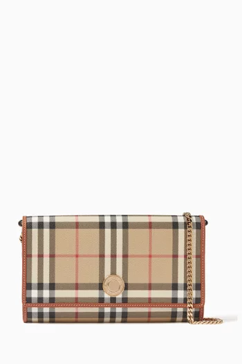Burberry leather goods 2025