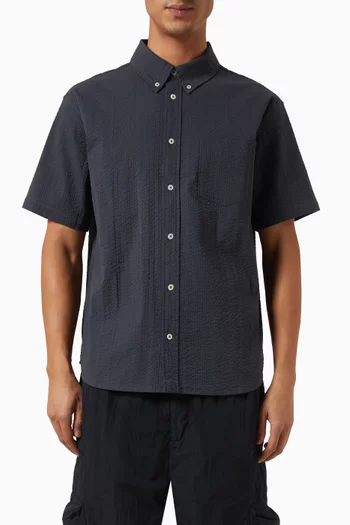 Button-down Shirt in Seersucker