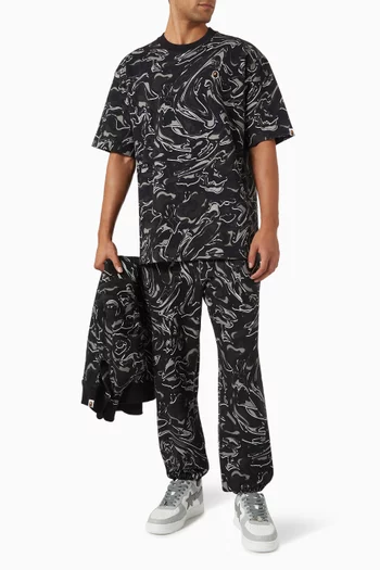 تي شيرت بنقشة رخامية مموهة قطن