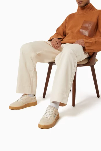 Medalist Low Sneakers in Suede
