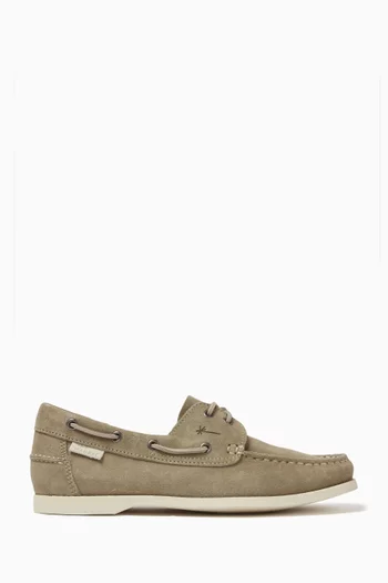 Boat Shoes in Suede