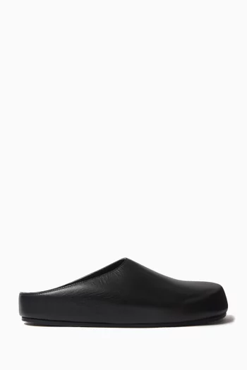 Slip-on Clogs in Leather