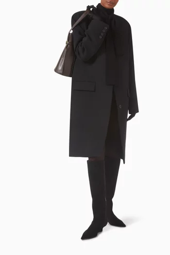 Deep Pleated Coat in Wool-blend