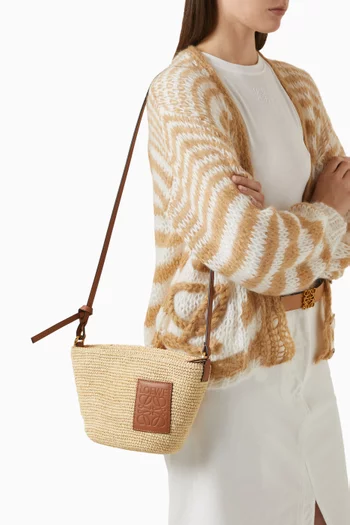 Slit Pochette Shoulder Bag in Raffia & Calfskin