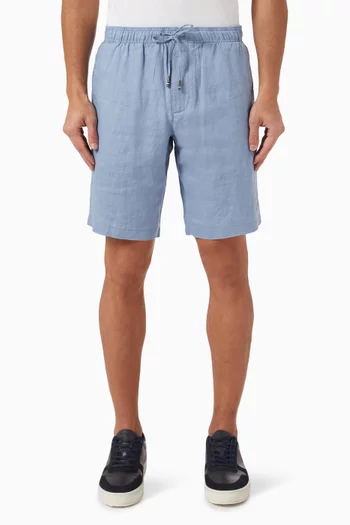 Chino Shorts in Linen