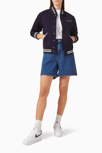 جاكيت بتصميم جامعي ومطرز بشعار إدين صوف