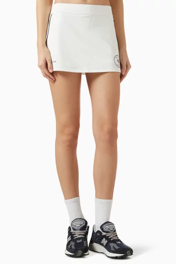 تنورة كورت قصيرة بشعار إدين