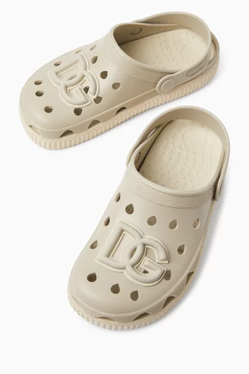 حذاء كلوغ برقعة بشعار الماركة مطاط