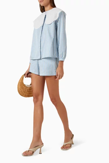 شورت كابري بخصر مرتفع ونقشة مخططة