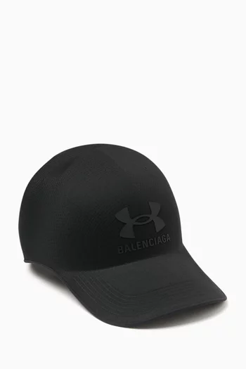 x Under Armour® Molded Cap in Nylon
