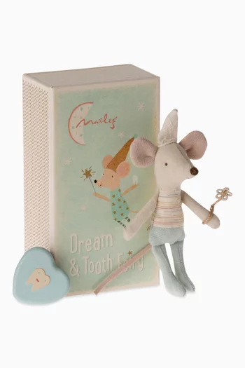 دمية ليتل براذر بتصميم فأر جني أسنان في صندوق بتصميم علبة كبريت