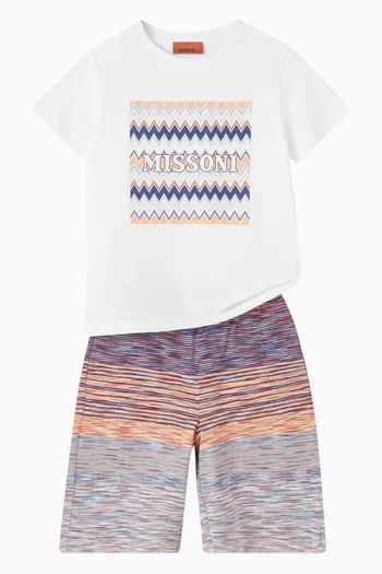 تي شيرت بشعار الماركة قطن