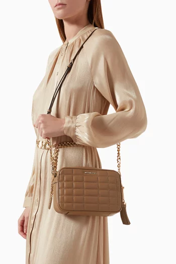 Medium Jet Set Crossbody Bag in Quilted Leather