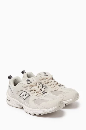 530 Sneakers in Mesh