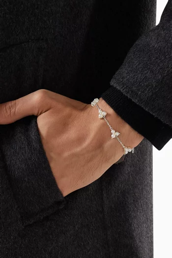 سوار كومو بحلقات وحلي مرصعة باللؤلؤ