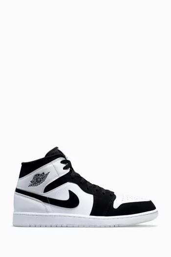 Air Jordan 1 Mid SE Sneakers in Leather