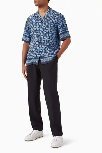 قميص بنقشة علامة زائد بشعار الماركة فيسكوز