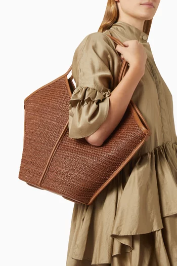 Medium Calella Tote Bag in Raffia