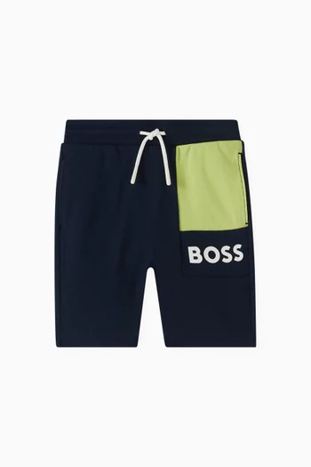 شورت مقسم بألوان بشعار الماركة قطن  بيكيه