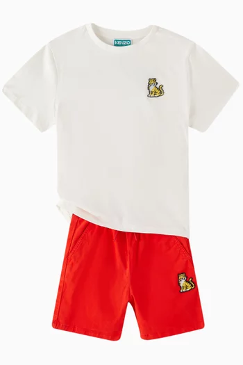 شورت برمودا بشعار نمر