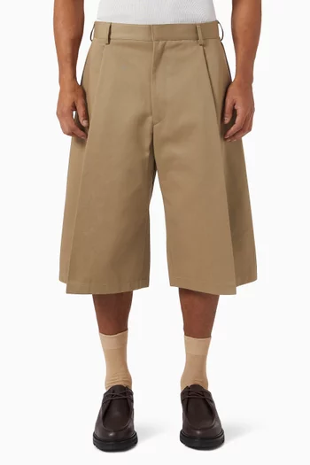 Bermuda Pleat Shorts in Cotton Twill