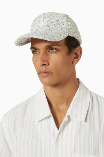 Signature Cap in Boucle
