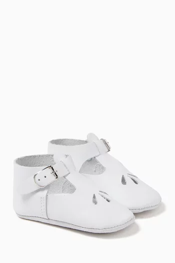 Cut-out Sandals in Leather