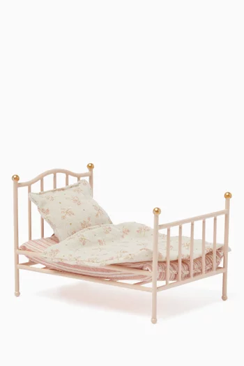 Vintage Bed, Mouse