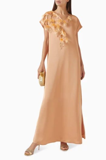 قفطان برقعات مزينة بالريش