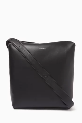 Crossbody Bag in Leather