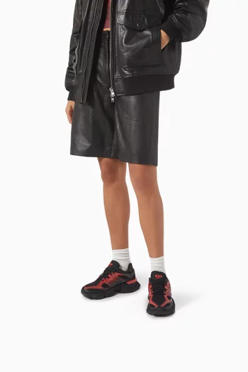 9060 Sneakers in Mesh