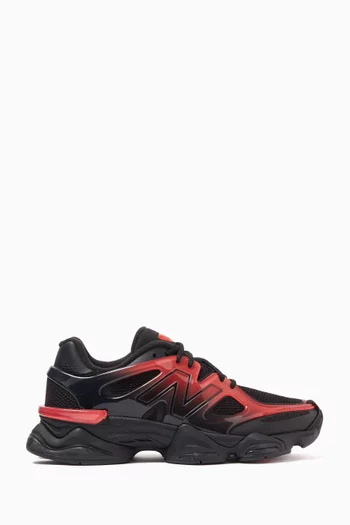 9060 Sneakers in Mesh