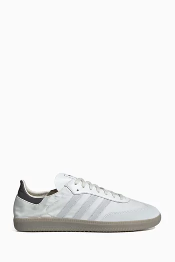 Mundial Sneakers