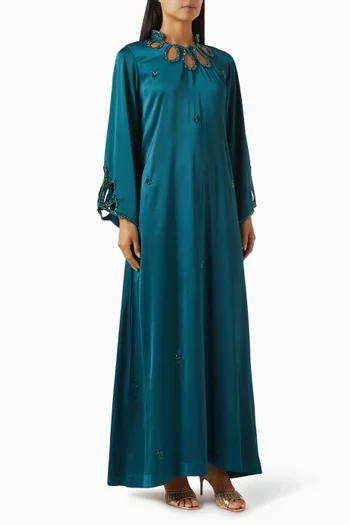 قفطان بتطريزات مفرغة كريب