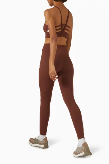 حمالة صدر رياضية يوسيمايت طويلة بريذ إنترلوك