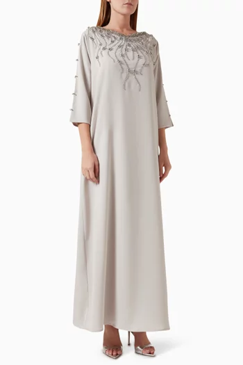 قفطان مطرز بالخرز