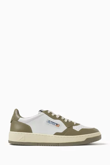 Medalist Low-top Sneakers in Leather
