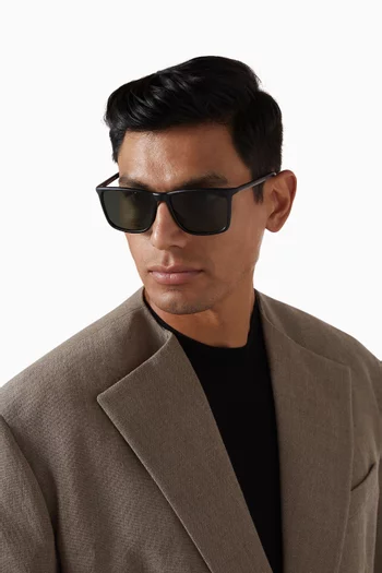 Tweedledum Sunglasses in Rubber