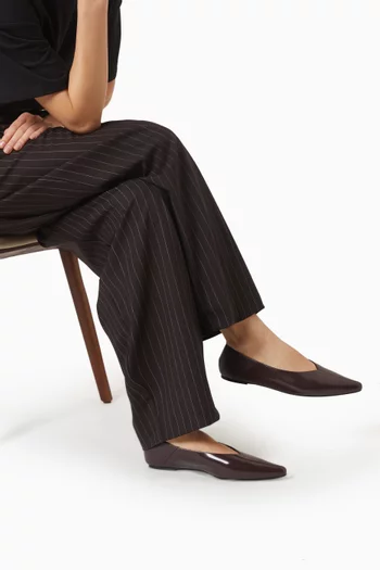 Classic Fold Flat Pumps in Leather