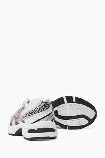 سنيكرز جل-1130 بأربطة