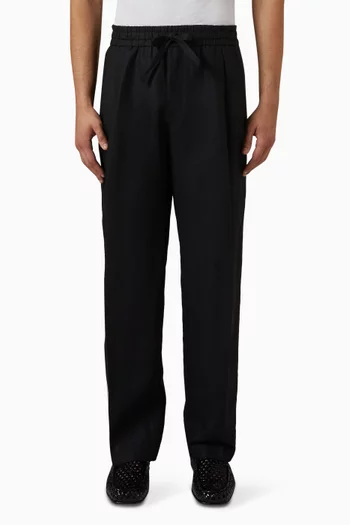Relaxed Pants in Linen