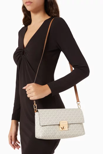 Addie Crossbody Bag in Logo-canvas