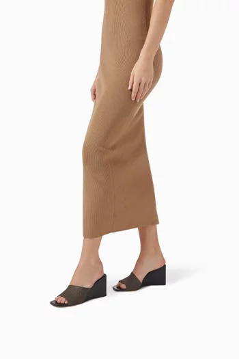 Merriam Wedges in Logo Canvas