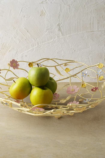 طبق مفرغ لمنتصف الطاولة مزين بزهور برية